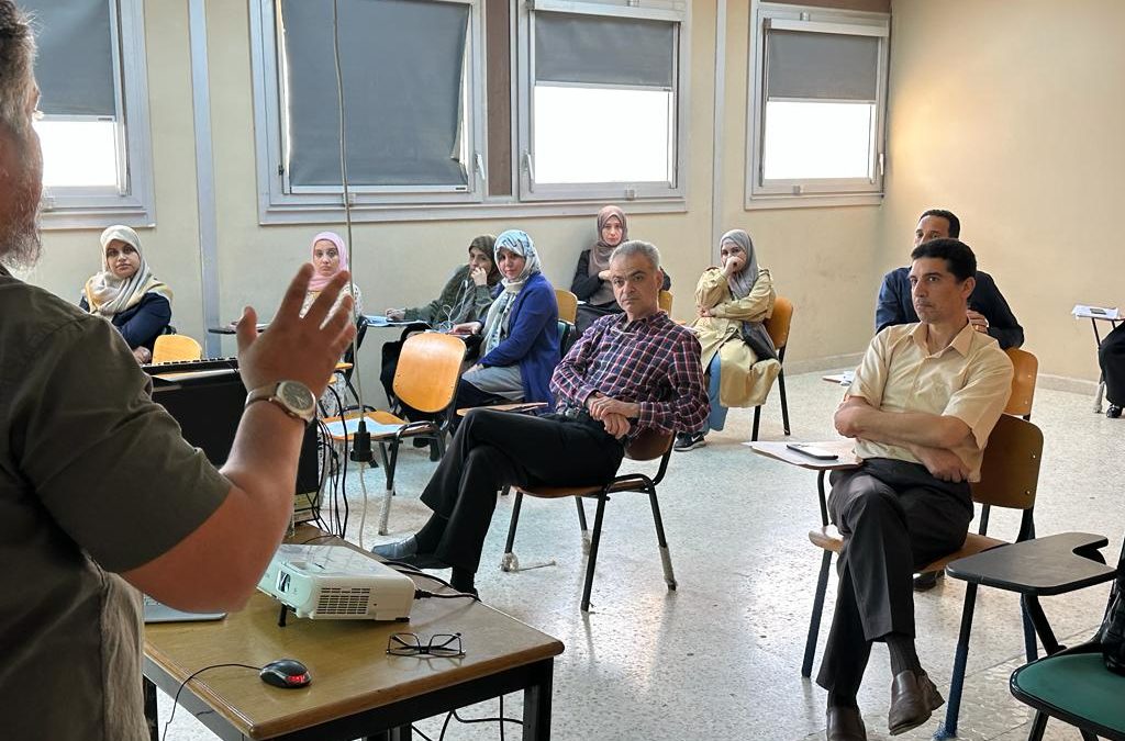 📌”كلية الصحة العامة تواصل نشر ثقافة الجودة وتدريب لجنة الاعتماد المؤسسي بحضور عميد الكلية وخبراء الجودة”