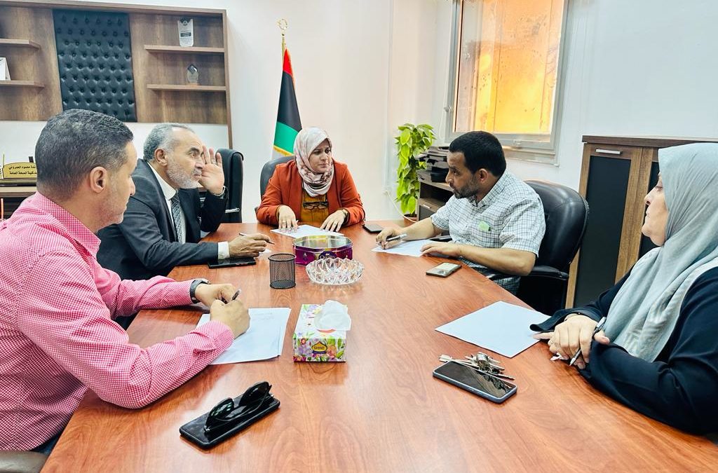 📌اجتماع تحاوري بين عميد كلية الصحة العامة وعميد كلية العلوم