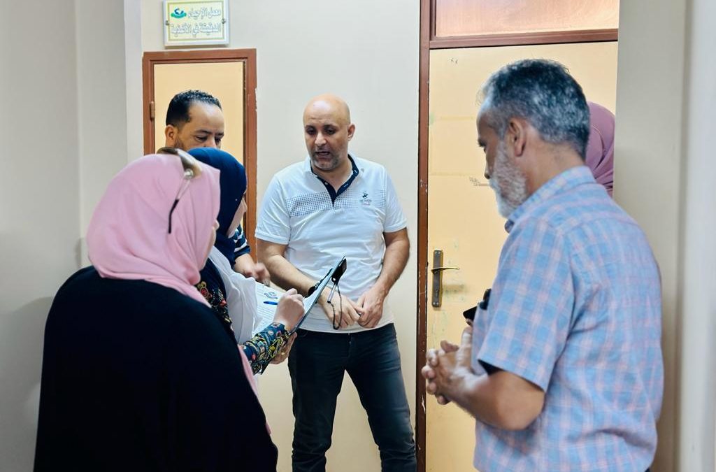 فريق من مهندسي قسم المشروعات يزور كلية الصحة العامة