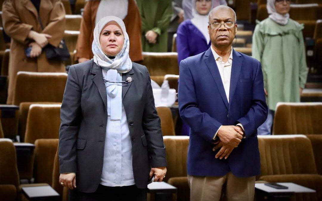 كلية الصحة العامة تنظّم يومًا مهنيًا بعنوان “خطوتك الأولى بعد التخرج”